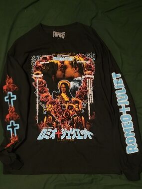 Black Romeo and Juliet RUCKING FOTTEN Long-Sleeve Shirt with Floral Print